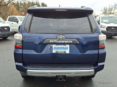 Used 2020 Toyota 4Runner TRD Off-Road Premium image 5