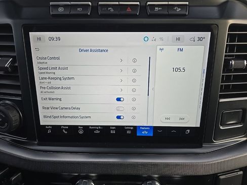 Used 2024 Ford F250 Platinum w/ FX4 Off-Road Package image 23