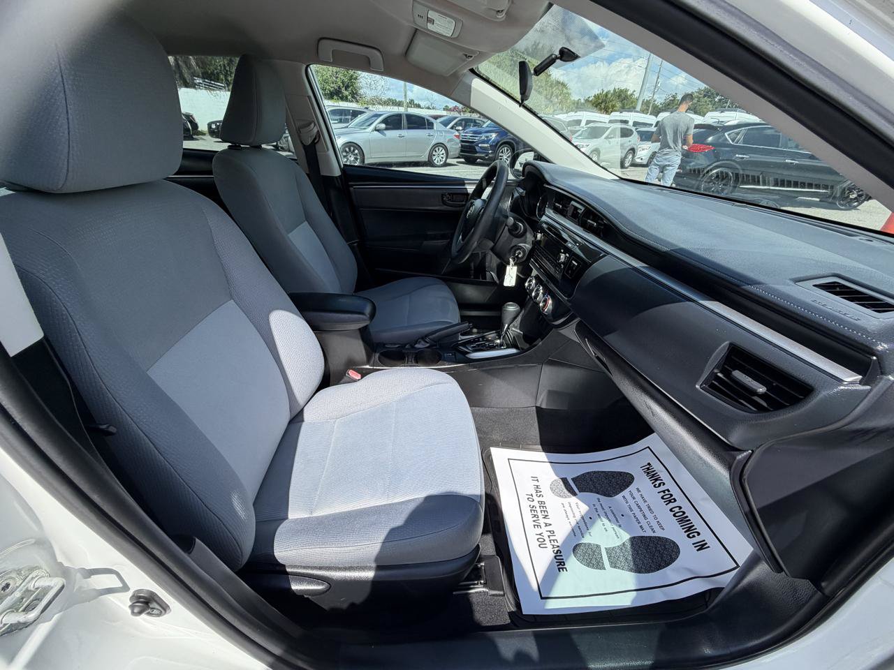Used 2014 Toyota Corolla L FWD image 11