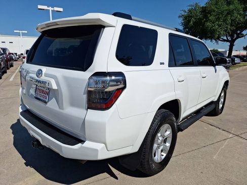 Used 2023 Toyota 4Runner SR5 Premium w/ Moonroof Package RWD image 6