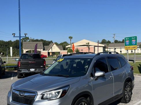 Used 2020 Subaru Forester Limited w/ Popular Package #3 image 7