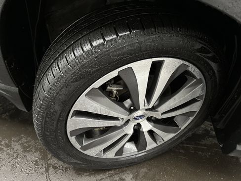 Used 2021 Subaru Ascent Touring w/ Popular Package #2A image 11