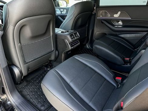 Certified 2025 Mercedes-Benz GLS 450 4MATIC image 21