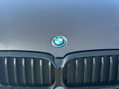 Used 2023 BMW 530e w/ M Sport Package RWD image 47