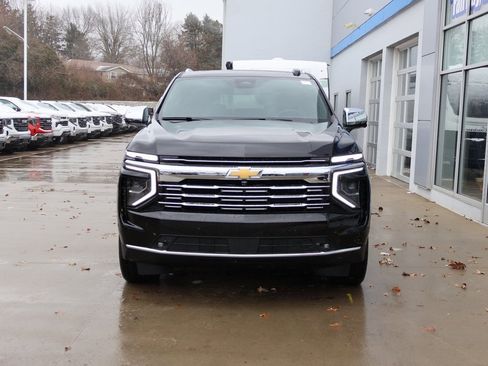 New 2025 Chevrolet Suburban Premier w/ Sun And Tow Package image 5