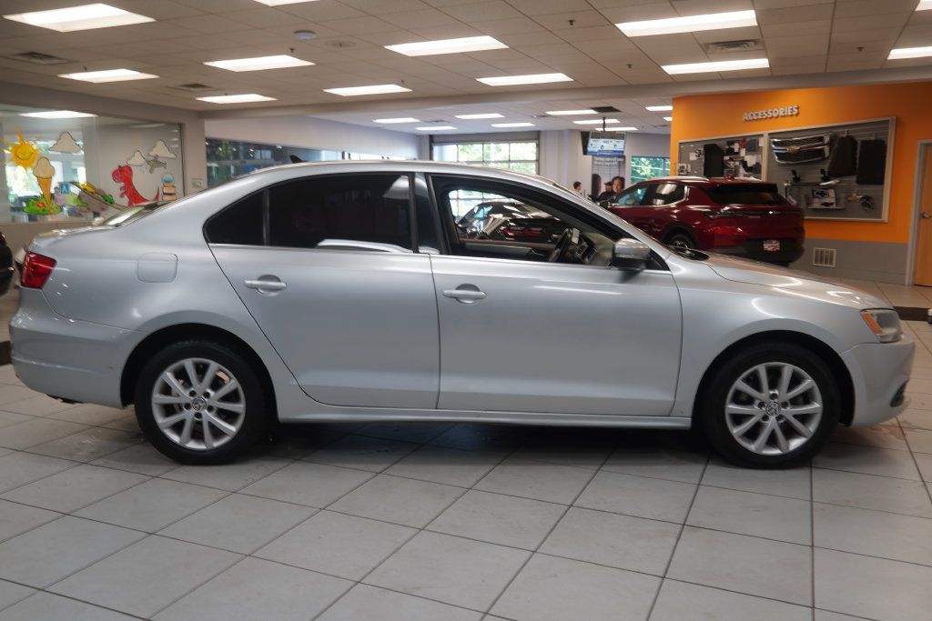 Used 2013 Volkswagen Jetta SE FWD image 14