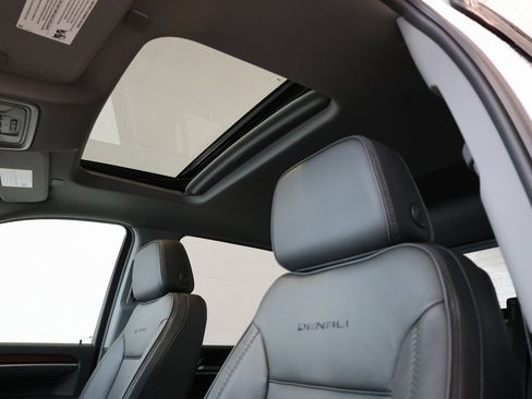 New 2026 GMC Sierra 3500 Denali w/ Denali Reserve Package image 28