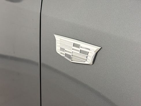 Used 2022 Cadillac XT5 Premium Luxury w/ Technology Package FWD image 35