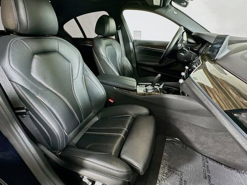 Used 2018 BMW 540i RWD image 8