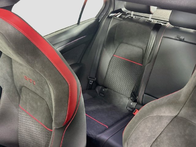 New 2026 Volkswagen GTI SE FWD image 22