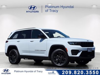 Used 2024 Jeep Grand Cherokee Altitude