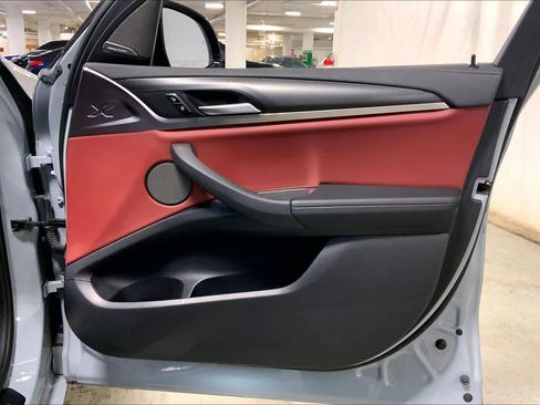 Used 2022 BMW X3 M40i image 22