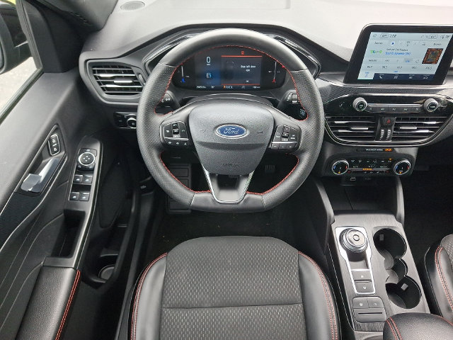 Used 2025 Ford Escape ST-Line Select AWD/4WD image 14
