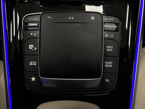 Certified 2023 Mercedes-Benz GLB 250 4MATIC image 26