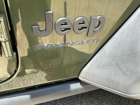 Used 2021 Jeep Wrangler Sport AWD/4WD image 7