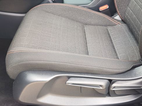 Certified 2025 Honda HR-V Sport image 27