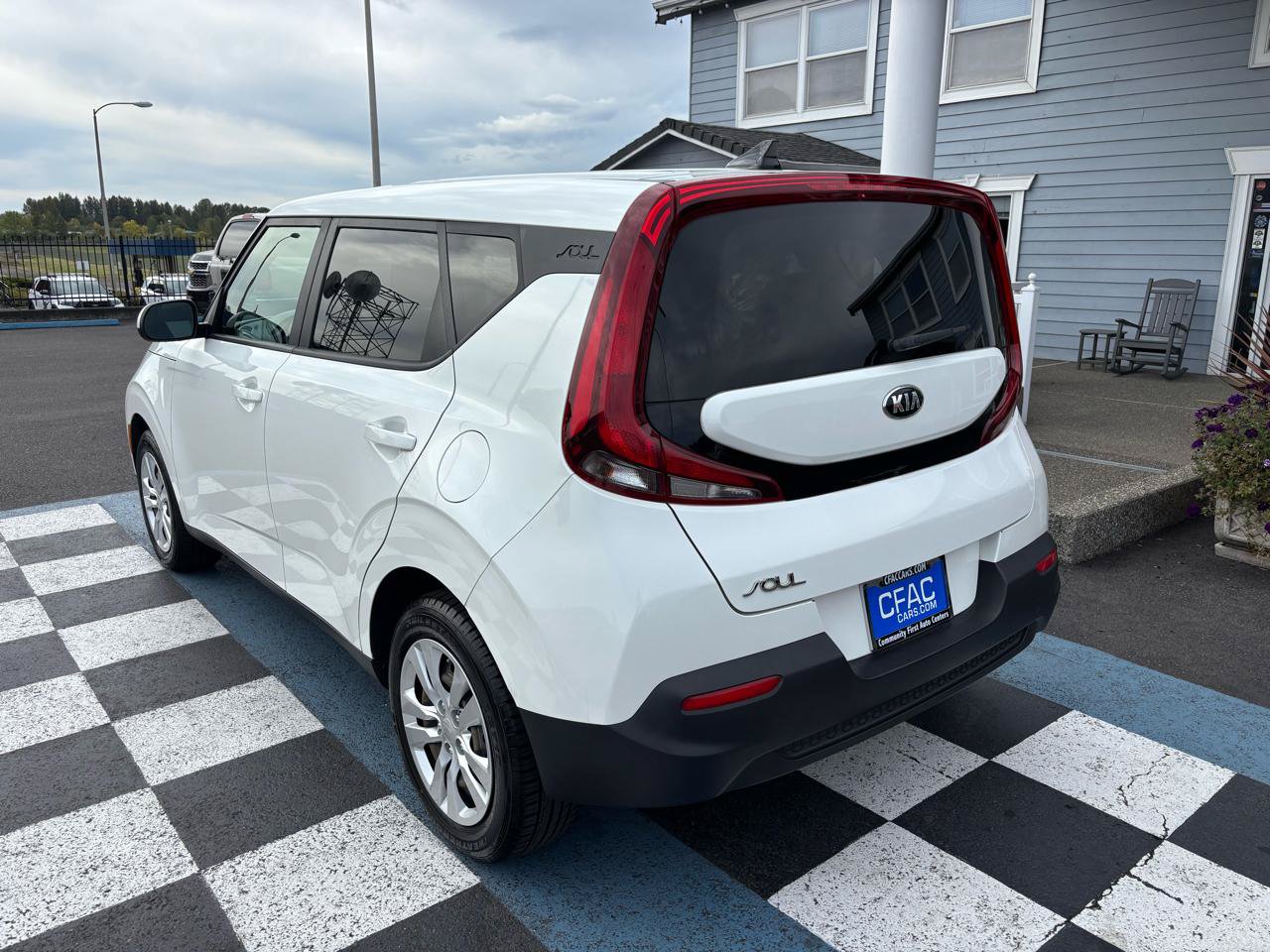 Used 2020 Kia Soul LX FWD image 3