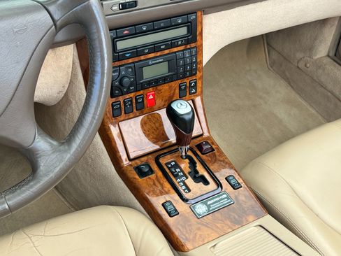 Used 1999 Mercedes-Benz SL 500 image 29