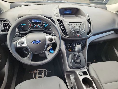 Used 2015 Ford Escape SE image 12