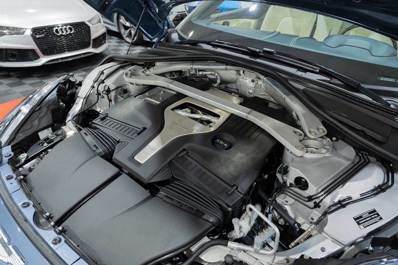 Used 2021 Aston Martin DBX AWD/4WD image 58