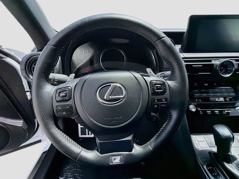 Used 2025 Lexus IS 350 F Sport RWD image 10