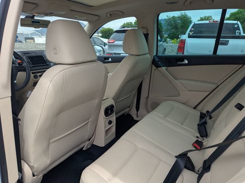 Used 2016 Volkswagen Tiguan SE FWD image 31
