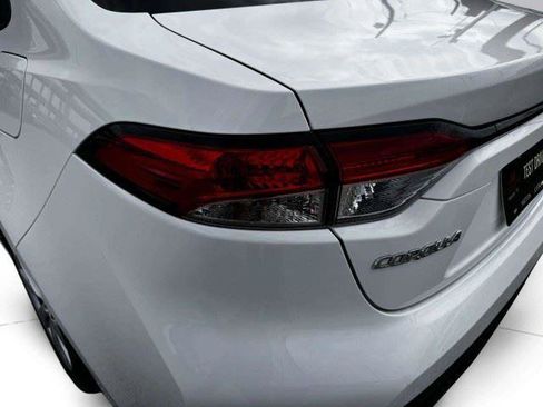Used 2023 Toyota Corolla LE FWD image 15