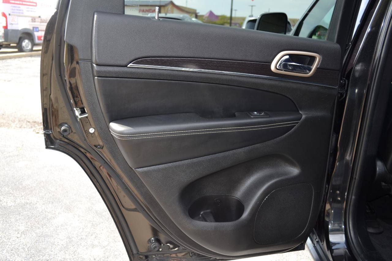 Used 2015 Jeep Grand Cherokee Limited AWD/4WD image 48