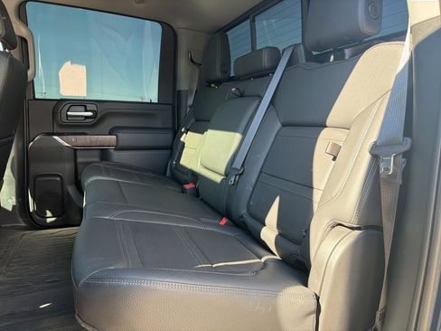 Used 2022 GMC Sierra 2500 Denali image 13