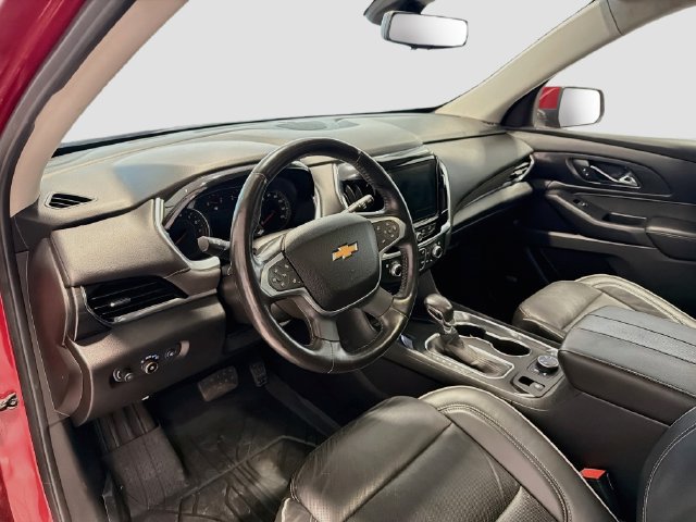 Used 2021 Chevrolet Traverse High Country w/ LPO, Floor Liner Package AWD/4WD image 9