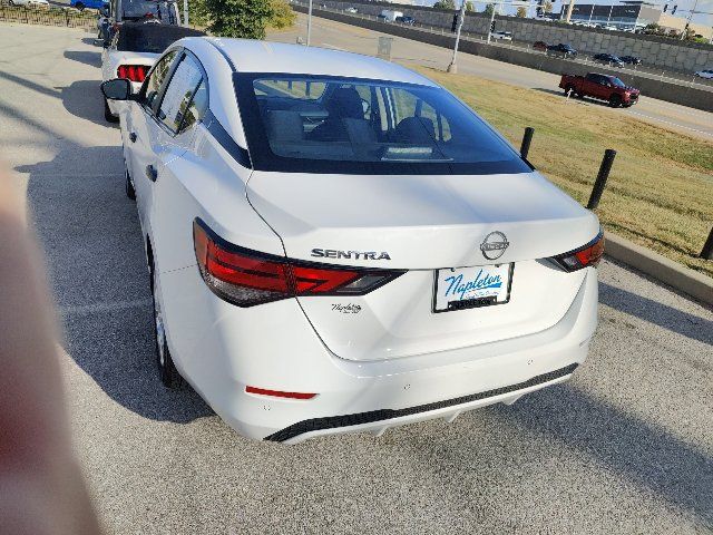 Used 2025 Nissan Sentra S FWD image 6