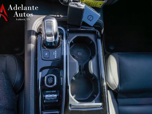 Used 2019 Volvo S60 T8 R-Design image 12