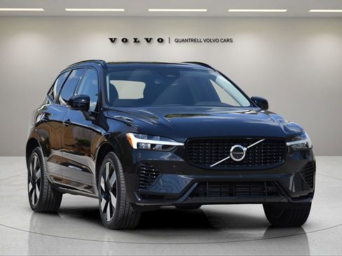 Certified 2024 Volvo XC60 T8 Plus w/ Protection Package Premier image 2
