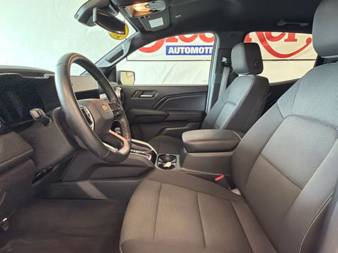 Used 2023 Chevrolet Colorado LT w/ LT Convenience Package II AWD/4WD image 32