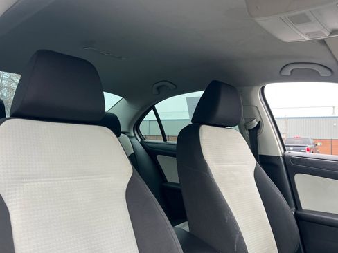 Used 2015 Volkswagen Jetta S image 13