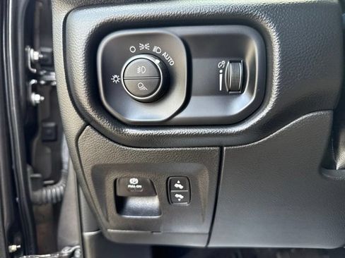 Certified 2022 RAM 1500 Big Horn AWD/4WD image 24