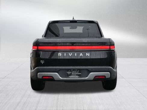 Used 2024 Rivian R1T Adventure image 6