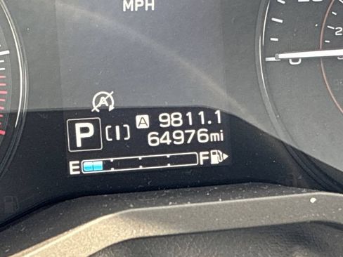 Used 2023 Subaru Crosstrek 2.0i Premium AWD/4WD image 19