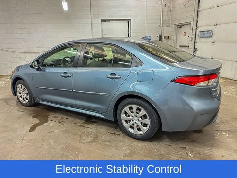 Used 2020 Toyota Corolla LE w/ Body Protection Package FWD image 5