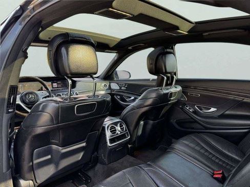 Used 2019 Mercedes-Benz S 560 4MATIC Sedan image 35