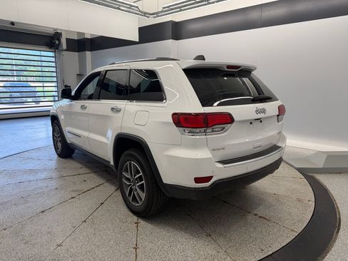 Certified 2022 Jeep Grand Cherokee Limited AWD/4WD image 13