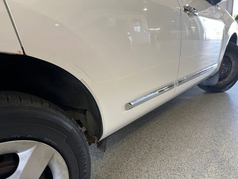 Used 2011 Nissan Rogue S FWD image 15
