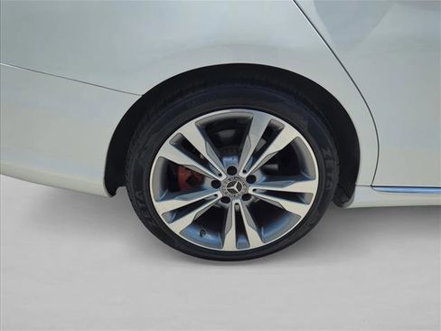 Used 2018 Mercedes-Benz C 300 Sedan image 28