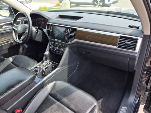Used 2022 Volkswagen Atlas SE AWD/4WD image 35
