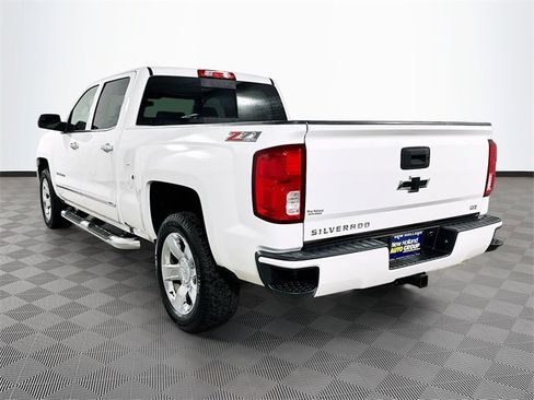 Used 2017 Chevrolet Silverado 1500 LTZ Z71 image 5