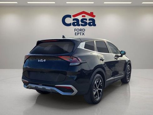 Used 2023 Kia Sportage EX image 3