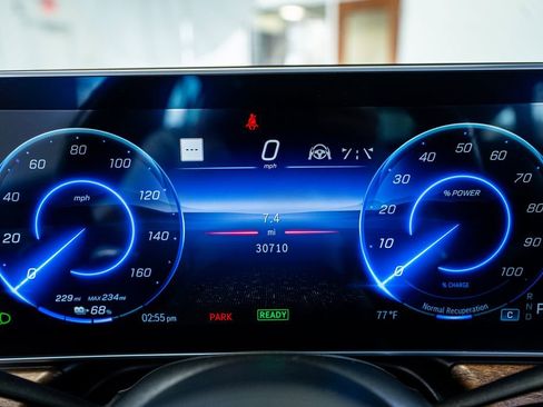 Used 2023 Mercedes-Benz EQS 450+ 4MATIC Sedan image 44