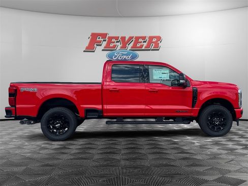 New 2026 Ford F250 Lariat w/ Black Appearance Package image 8
