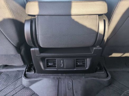 Used 2024 Chevrolet Silverado 1500 Custom AWD/4WD image 20