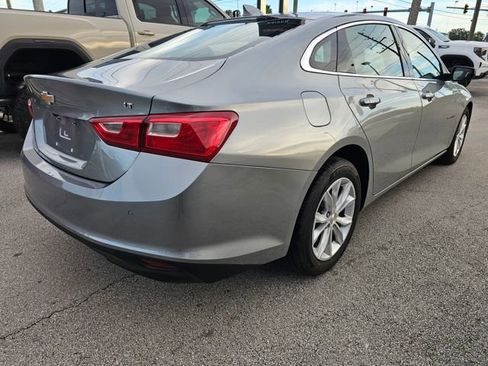 Used 2025 Chevrolet Malibu LT FWD image 5